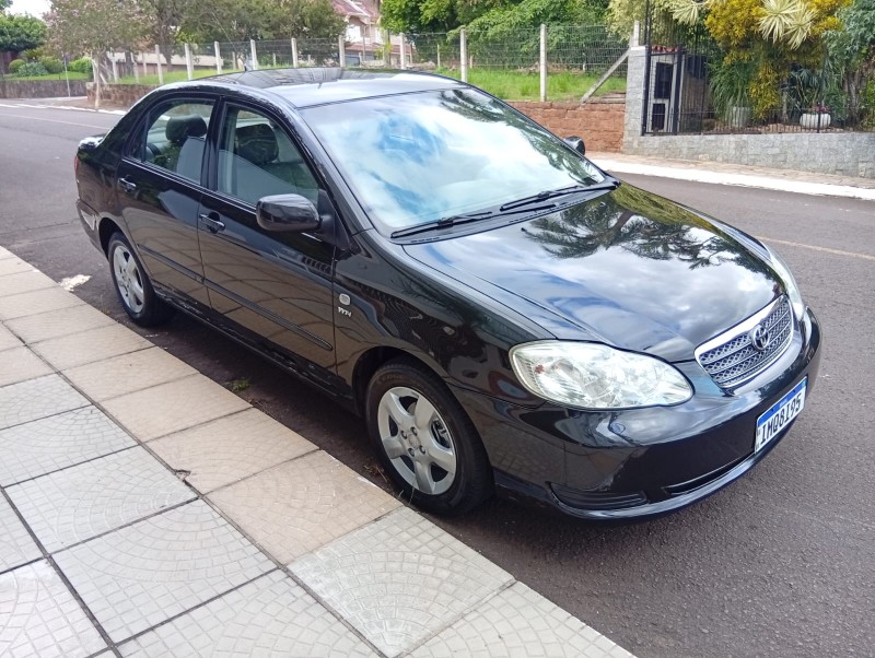 TOYOTA COROLLA XEI 1.8 AUT. 2005/2005 ALTERNATIVA VEÍCULOS LAJEADO / Carros no Vale