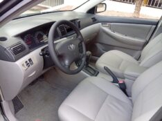 TOYOTA COROLLA XEI 1.8 AUT. 2005/2005 ALTERNATIVA VEÍCULOS LAJEADO / Carros no Vale
