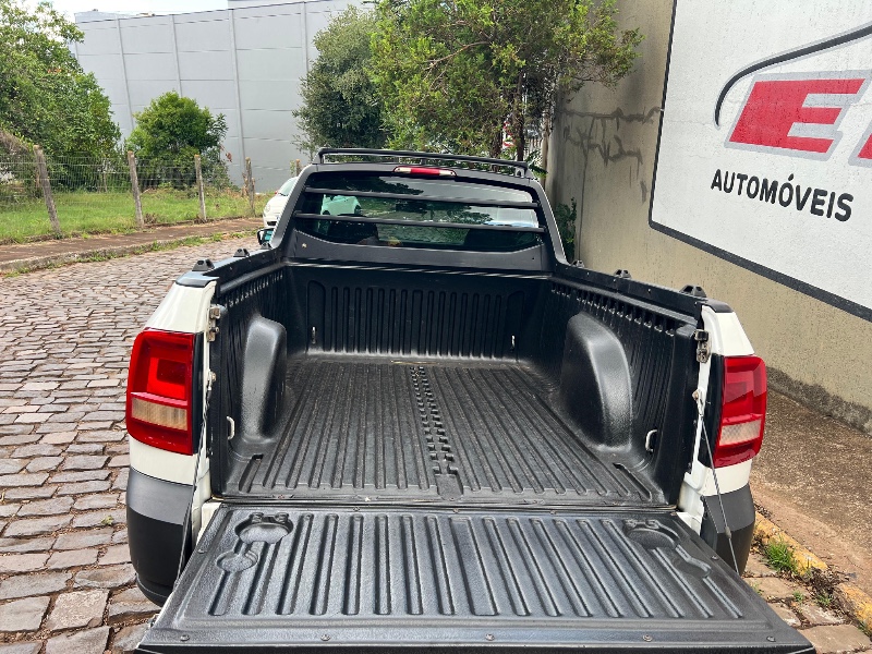 VOLKSWAGEN SAVEIRO ROBUST 1.6 TOTAL FLEX 8V 2018/2018 ELY AUTOMÓVEIS LAJEADO / Carros no Vale