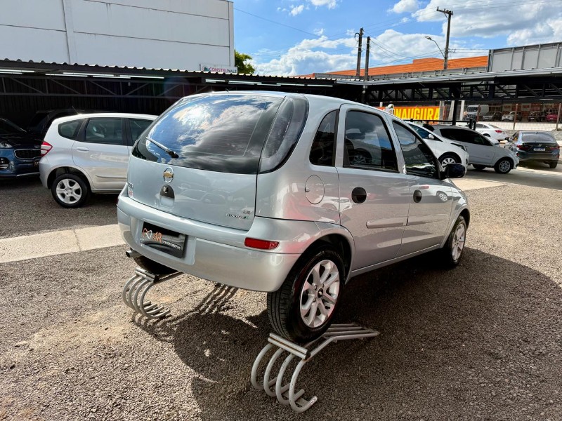 CHEVROLET CORSA 1.4 MAXX 8V /2012 AR MULTIMARCAS VENÂNCIO AIRES / Carros no Vale