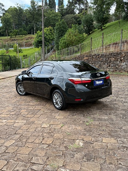 TOYOTA COROLLA 1.8 GLI UPPER 16V FLEX 4P AUTOMATICO 2019/2019 BOSCO AUTOMÓVEIS GUAPORÉ / Carros no Vale TOYOTA COROLLA 1.8 GLI UPPER 16V FLEX 4P AUTOMATICO 2019/2019 BOSCO AUTOMÓVEIS GUAPORÉ / Carros no Vale