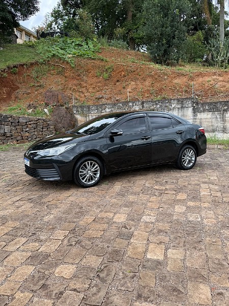 TOYOTA COROLLA 1.8 GLI UPPER 16V FLEX 4P AUTOMATICO 2019/2019 BOSCO AUTOMÓVEIS GUAPORÉ / Carros no Vale TOYOTA COROLLA 1.8 GLI UPPER 16V FLEX 4P AUTOMATICO 2019/2019 BOSCO AUTOMÓVEIS GUAPORÉ / Carros no Vale