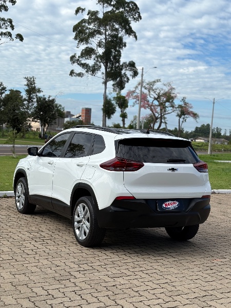 CHEVROLET TRACKER 1.0 12V LT TURBO 2024/2025 NEURI VEÍCULOS LAJEADO / Carros no Vale CHEVROLET TRACKER 1.0 12V LT TURBO 2024/2025 NEURI VEÍCULOS LAJEADO / Carros no Vale