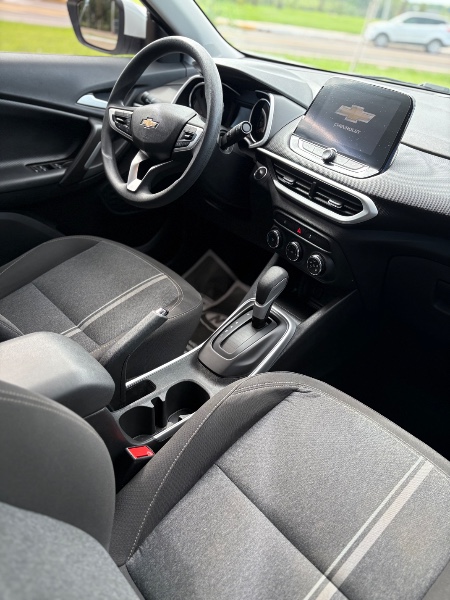 CHEVROLET TRACKER 1.0 12V LT TURBO 2024/2025 NEURI VEÍCULOS LAJEADO / Carros no Vale CHEVROLET TRACKER 1.0 12V LT TURBO 2024/2025 NEURI VEÍCULOS LAJEADO / Carros no Vale