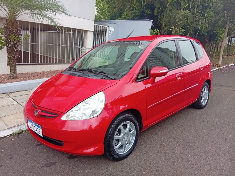 HONDA FIT 1.5 EX 2008/2008 ALTERNATIVA VEÍCULOS LAJEADO / Carros no Vale