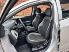 CHEVROLET ONIX HATCH LT 1.0 8V FLEXPOWER 5P MEC. 2015/2015 LS MULTIMARCAS VENÂNCIO AIRES / Carros no Vale