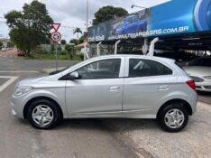 CHEVROLET ONIX HATCH LT 1.0 8V FLEXPOWER 5P MEC. 2015/2015 LS MULTIMARCAS VENÂNCIO AIRES / Carros no Vale