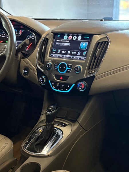 CHEVROLET CRUZE LTZ 1.4 16V TURBO FLEX 4P AUT. 2017/2018 JM AUTOMÓVEIS VENÂNCIO AIRES / Carros no Vale