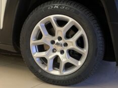 JEEP RENEGADE 1.8 16V SPORT 2018/2018 JM AUTOMÓVEIS VENÂNCIO AIRES / Carros no Vale