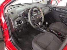 CHEVROLET ONIX 1.4 LTZ 2015/2015 TIAGO AUTOMÓVEIS VENÂNCIO AIRES / Carros no Vale