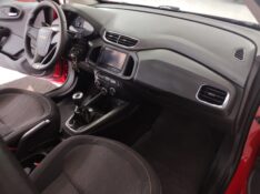 CHEVROLET ONIX 1.4 LTZ 2015/2015 TIAGO AUTOMÓVEIS VENÂNCIO AIRES / Carros no Vale