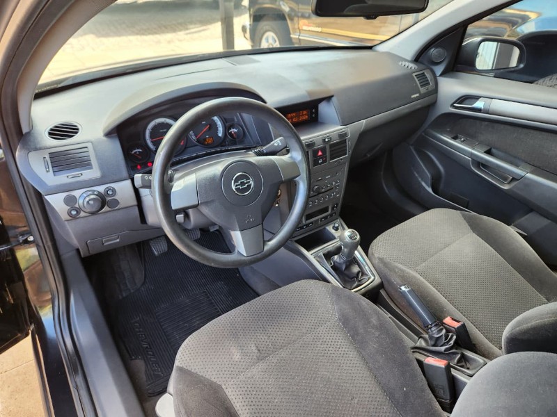 CHEVROLET VECTRA GT 2.0 2010/2011 TS VEÍCULOS ANTA GORDA / Carros no Vale