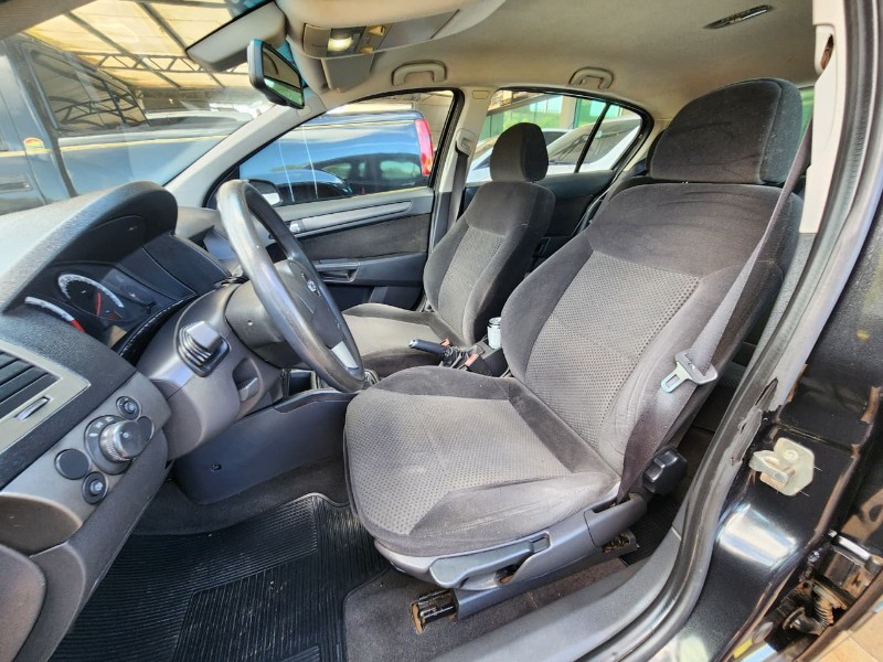 CHEVROLET VECTRA GT 2.0 2010/2011 TS VEÍCULOS ANTA GORDA / Carros no Vale