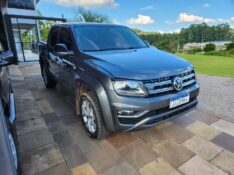 VOLKSWAGEN AMAROK HIGHLINE 3.0 V6 4X4 2020/2020 TS VEÍCULOS ANTA GORDA / Carros no Vale