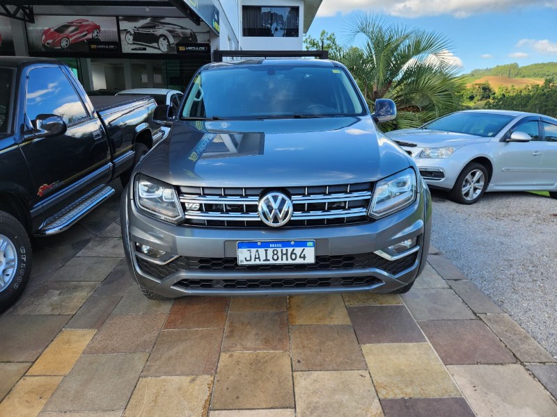 VOLKSWAGEN AMAROK HIGHLINE 3.0 V6 4X4 2020/2020 TS VEÍCULOS ANTA GORDA / Carros no Vale