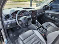 VOLKSWAGEN AMAROK HIGHLINE 3.0 V6 4X4 2020/2020 TS VEÍCULOS ANTA GORDA / Carros no Vale