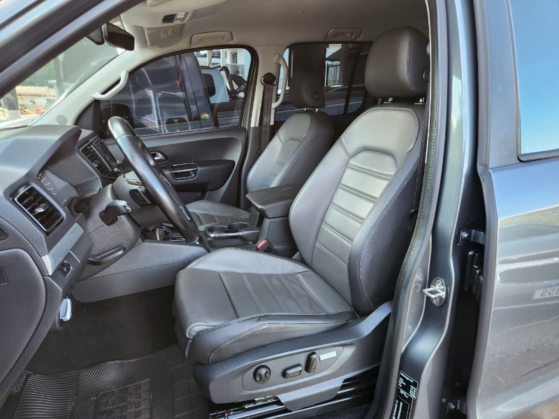 VOLKSWAGEN AMAROK HIGHLINE 3.0 V6 4X4 2020/2020 TS VEÍCULOS ANTA GORDA / Carros no Vale