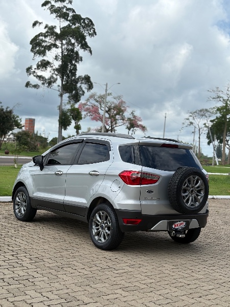 FORD ECOSPORT FREESTYLE 1.6 16V FLEX 5P 2013/2014 NEURI VEÍCULOS LAJEADO / Carros no Vale