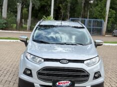 FORD ECOSPORT FREESTYLE 1.6 16V FLEX 5P 2013/2014 NEURI VEÍCULOS LAJEADO / Carros no Vale