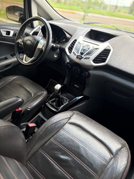 FORD ECOSPORT FREESTYLE 1.6 16V FLEX 5P 2013/2014 NEURI VEÍCULOS LAJEADO / Carros no Vale