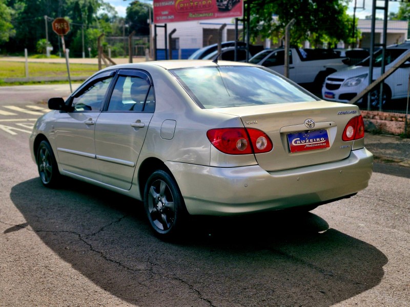 TOYOTA COROLLA 1.8 16V 2005/2005 CRUZEIRO MULTIMARCAS CRUZEIRO DO SUL / Carros no Vale