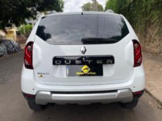 RENAULT DUSTER DYNAMIQUE 1.6 CVT 2019/2020 ESTAÇÃO DO CARRO ESTRELA / Carros no Vale