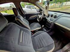 CHEVROLET AGILE 1.4 LTZ 2013/2014 CRUZEIRO MULTIMARCAS CRUZEIRO DO SUL / Carros no Vale