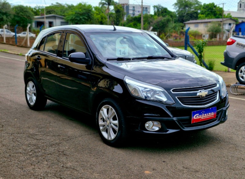 CHEVROLET AGILE 1.4 LTZ 2013/2014 CRUZEIRO MULTIMARCAS CRUZEIRO DO SUL / Carros no Vale