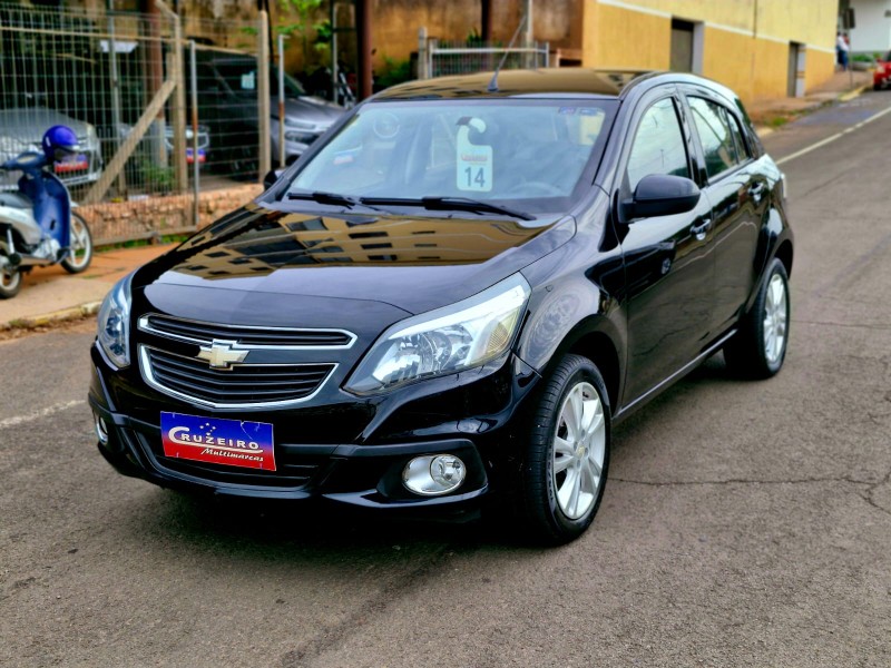 CHEVROLET AGILE 1.4 LTZ 2013/2014 CRUZEIRO MULTIMARCAS CRUZEIRO DO SUL / Carros no Vale