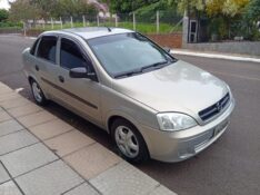 CHEVROLET CORSA SEDAN 1.0 MPFI 8V 2004/2005 ALTERNATIVA VEÍCULOS LAJEADO / Carros no Vale