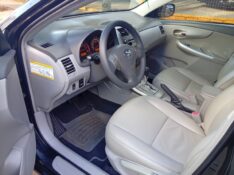 TOYOTA COROLLA 1.8 GLI 16V FLEX 4P AUTOMÁTICO 2010/2010 ALTERNATIVA VEÍCULOS LAJEADO / Carros no Vale