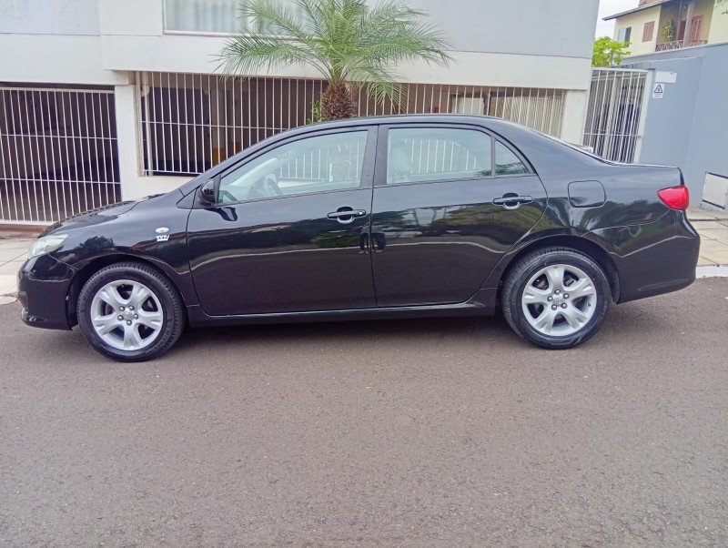 TOYOTA COROLLA 1.8 GLI 16V FLEX 4P AUTOMÁTICO 2010/2010 ALTERNATIVA VEÍCULOS LAJEADO / Carros no Vale TOYOTA COROLLA 1.8 GLI 16V FLEX 4P AUTOMÁTICO 2010/2010 ALTERNATIVA VEÍCULOS LAJEADO / Carros no Vale