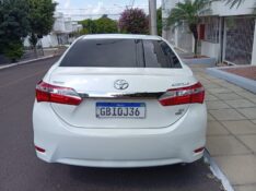 TOYOTA COROLLA 2.0 XEI 16V FLEX 4P AUTOMÁTICO 2016/2017 ALTERNATIVA VEÍCULOS LAJEADO / Carros no Vale