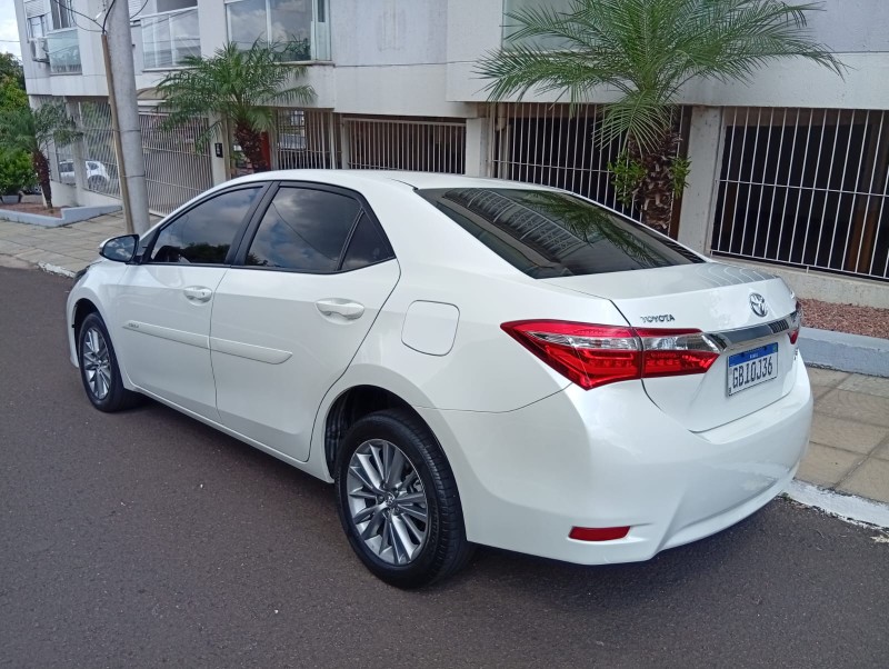 TOYOTA COROLLA 2.0 XEI 16V FLEX 4P AUTOMÁTICO 2016/2017 ALTERNATIVA VEÍCULOS LAJEADO / Carros no Vale TOYOTA COROLLA 2.0 XEI 16V FLEX 4P AUTOMÁTICO 2016/2017 ALTERNATIVA VEÍCULOS LAJEADO / Carros no Vale