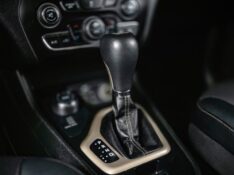 JEEP CHEROKEE 3.2 LIMITED 4X4 V6 24V GASOLINA 4P AUTOMÁTICO 2014/2014 DUARTE VEÍCULOS PORTO ALEGRE / Carros no Vale