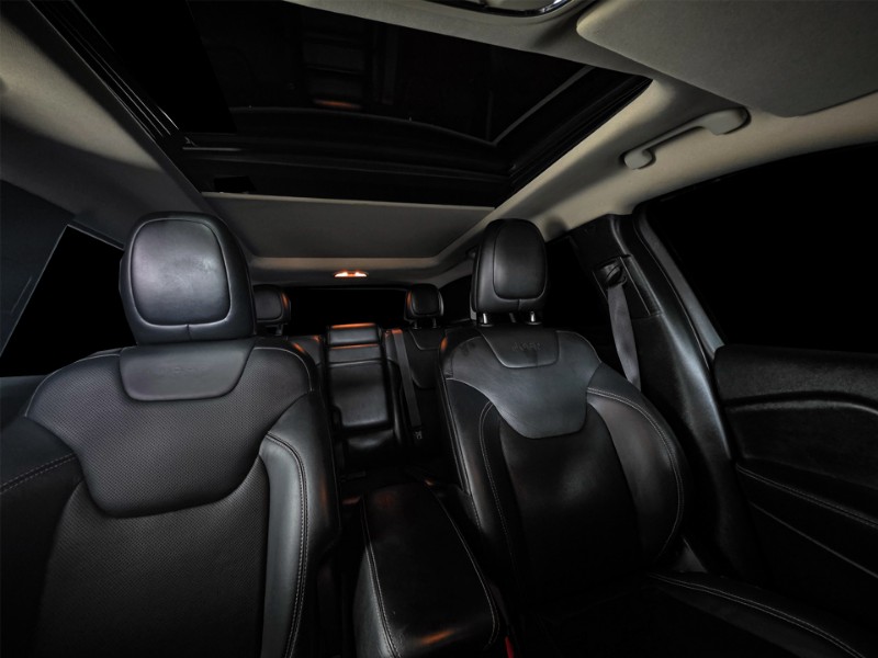 JEEP CHEROKEE 3.2 LIMITED 4X4 V6 24V GASOLINA 4P AUTOMÁTICO 2014/2014 DUARTE VEÍCULOS PORTO ALEGRE / Carros no Vale