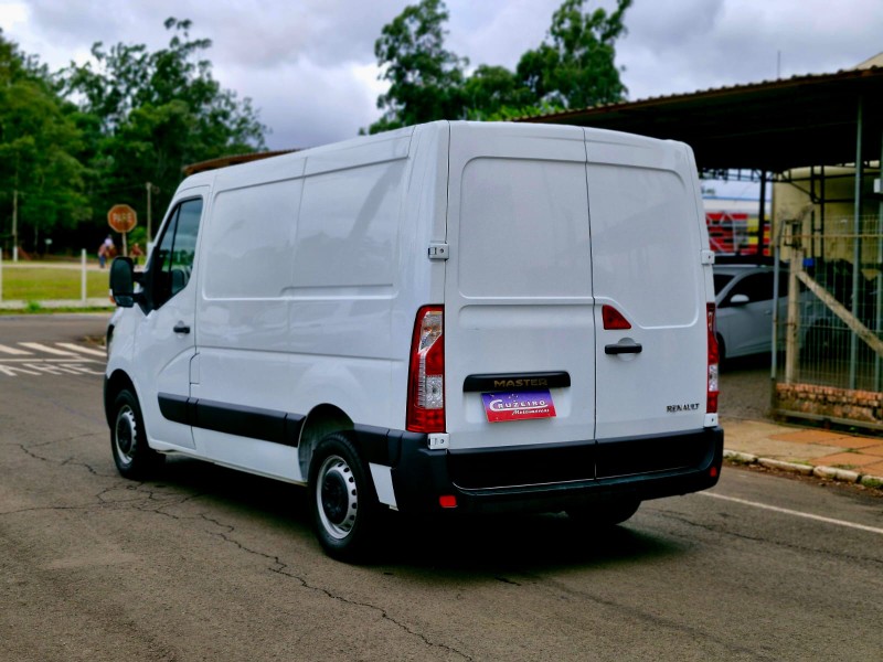 RENAULT MASTER 2.3 DCI FURGÃO 16V 2021/2021 CRUZEIRO MULTIMARCAS CRUZEIRO DO SUL / Carros no Vale