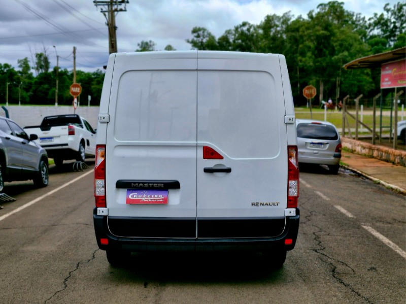 RENAULT MASTER 2.3 DCI FURGÃO 16V 2021/2021 CRUZEIRO MULTIMARCAS CRUZEIRO DO SUL / Carros no Vale