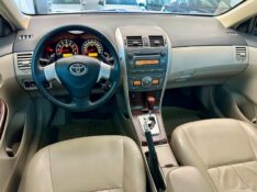 TOYOTA COROLLA ALTIS 2.0 2011/2012 SÉTIMA VEÍCULOS GUAPORÉ / Carros no Vale