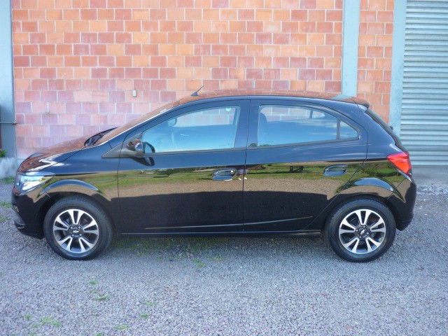 CHEVROLET ONIX HATCH LTZ 1.4 8V FLEXPOWER 5P MEC. 2014/2014 PREMIUM AUTOMÓVEIS ARROIO DO MEIO / Carros no Vale