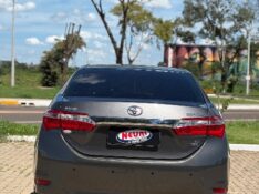 TOYOTA COROLLA 2.0 XEI 16V FLEX 4P AUTOMÁTICO 2014/2015 NEURI VEÍCULOS LAJEADO / Carros no Vale