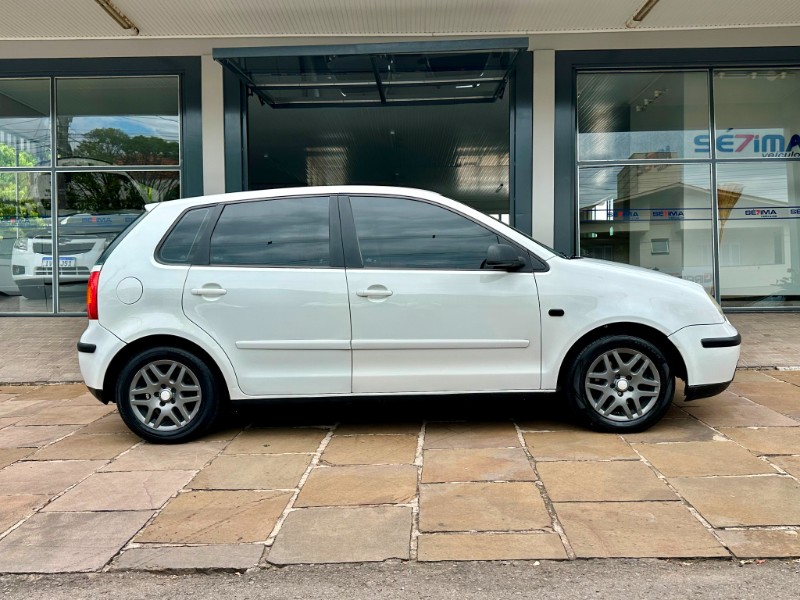 VOLKSWAGEN POLO 1.6 2003/2003 SÉTIMA VEÍCULOS GUAPORÉ / Carros no Vale
