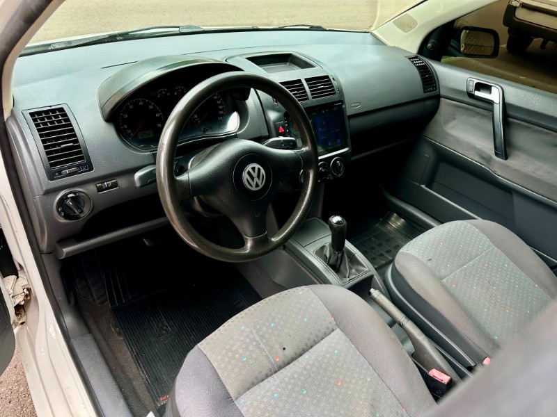 VOLKSWAGEN POLO 1.6 2003/2003 SÉTIMA VEÍCULOS GUAPORÉ / Carros no Vale