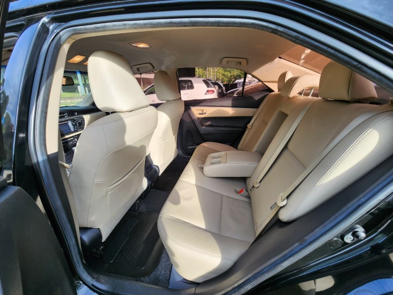 TOYOTA COROLLA ALTIS 2.0 2014/2015 TS VEÍCULOS ANTA GORDA / Carros no Vale