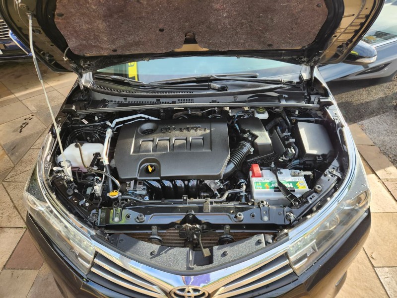 TOYOTA COROLLA ALTIS 2.0 2014/2015 TS VEÍCULOS ANTA GORDA / Carros no Vale