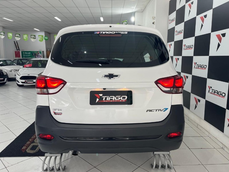 CHEVROLET SPIN 1.8 ACTIV 8V FLEX 4P AUTOMÁTICO 2023/2023 TIAGO AUTOMÓVEIS VENÂNCIO AIRES / Carros no Vale