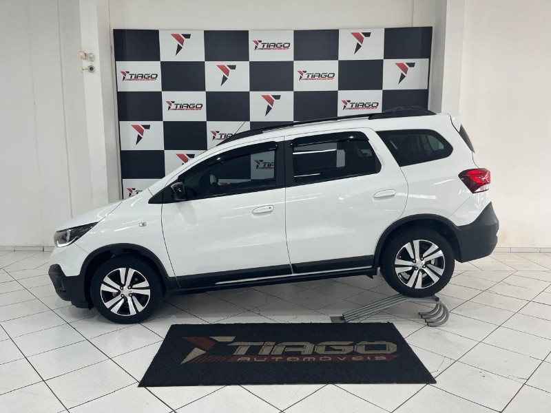 CHEVROLET SPIN 1.8 ACTIV 8V FLEX 4P AUTOMÁTICO 2023/2023 TIAGO AUTOMÓVEIS VENÂNCIO AIRES / Carros no Vale