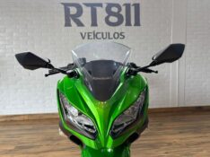 KAWASAKI NINJA 300 /2024 RT 811 VEÍCULOS ARROIO DO MEIO / Carros no Vale