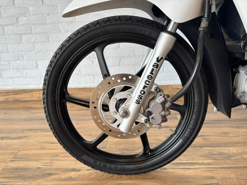 HONDA MOTOS BIZ 125 EX /2014 RT 811 VEÍCULOS ARROIO DO MEIO / Carros no Vale