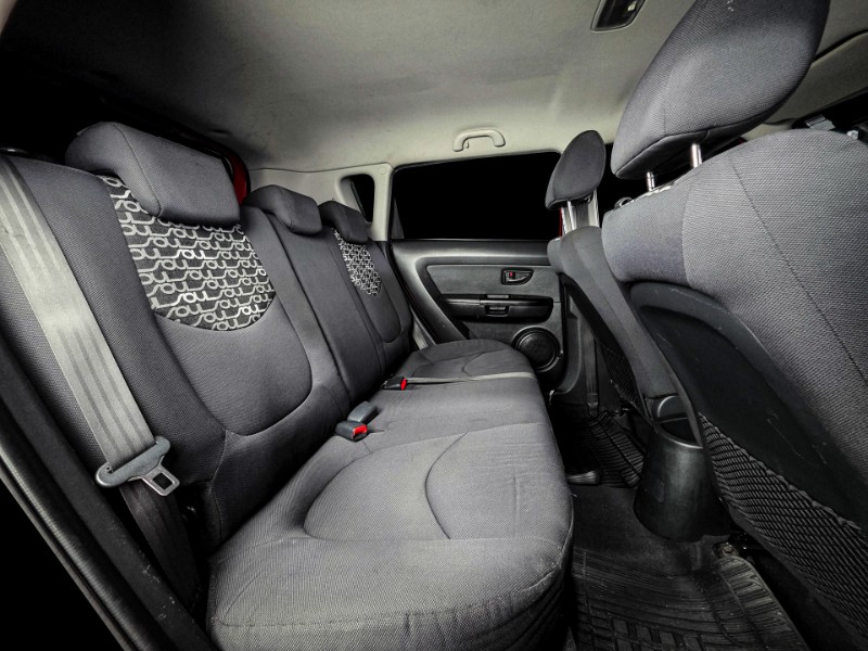 KIA SOUL 1.6/ 16V MEC. 2010/2011 DUARTE VEÍCULOS PORTO ALEGRE / Carros no Vale KIA SOUL 1.6/ 16V MEC. 2010/2011 DUARTE VEÍCULOS PORTO ALEGRE / Carros no Vale